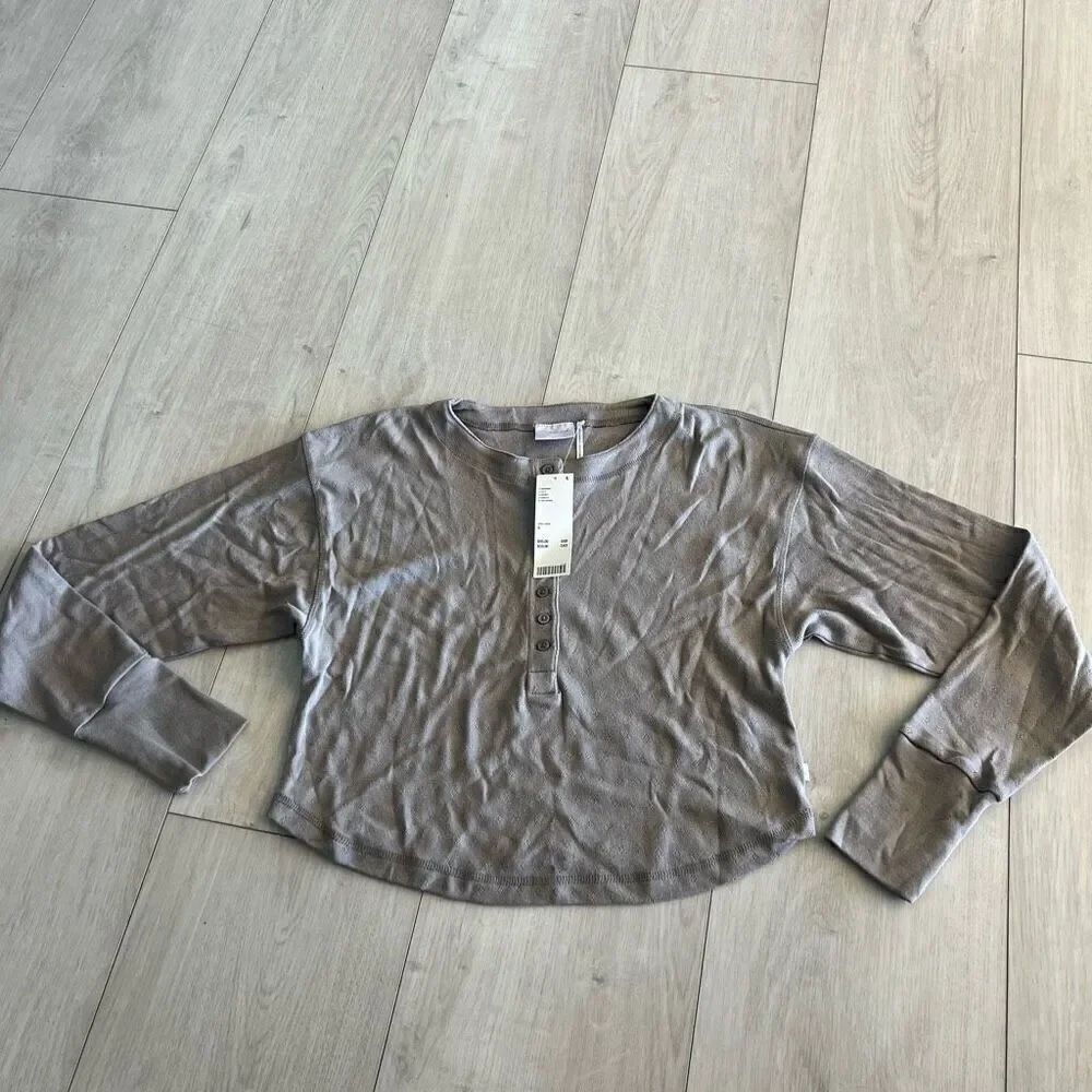 Out from under women long sleeve shirt size s